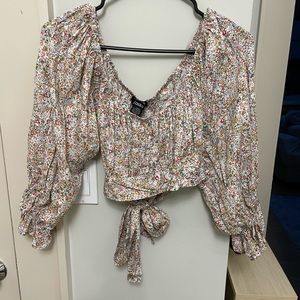 Floral long sleeve crop top
